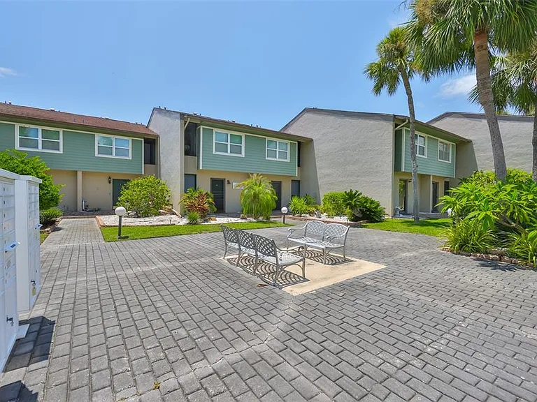 1028 Apollo Beach Blvd #8 — Photo 32