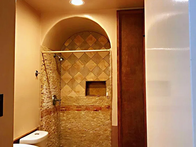 6818 Arbor Springs Dr — Photo 9