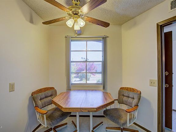 5th image of 10540 W Palmeras Dr