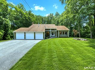 405 Shelton Road, Trumbull, CT 06611
