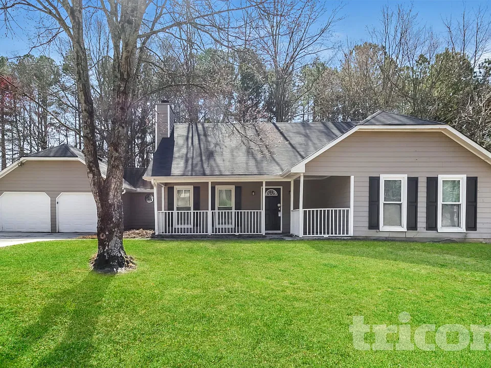 1830 Fox Ridge Dr