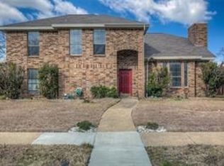 8005 Cornell Dr, Rowlett, TX 75088