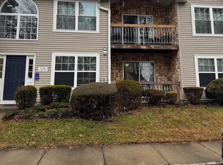 75 Diane Dr, Tinton Falls, NJ