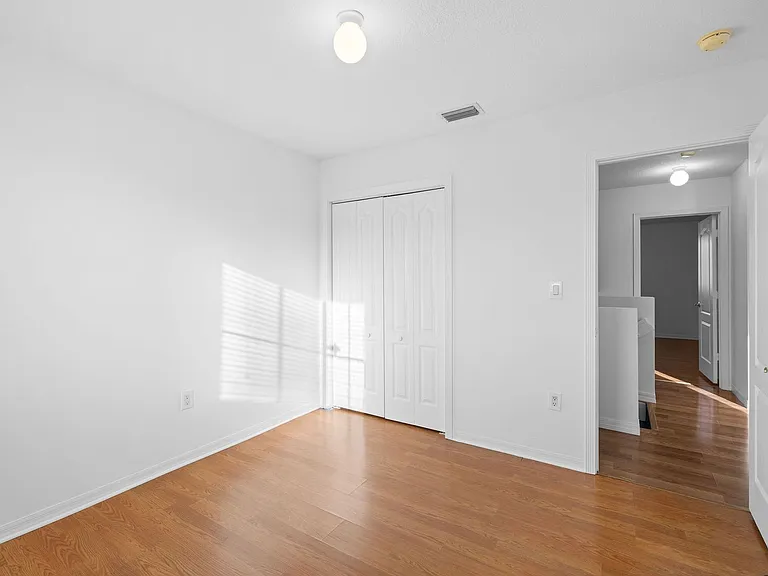 14261 SW 126th Pl — Photo 35
