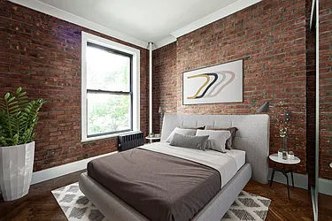 Rented by R New York