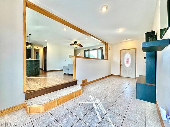 5th image of 1446 Riverview Dr