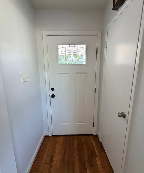 2303 Katherine Ave — Photo 3