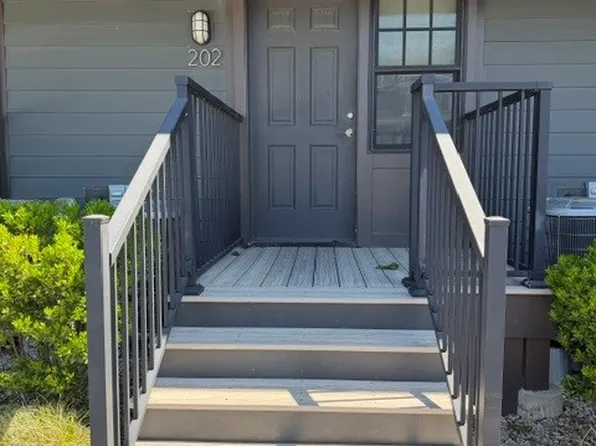 98 Water St, Plymouth, MA
