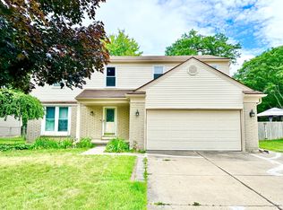 43175 Londonderry Ct, Canton, MI 48188