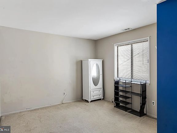 4th image of 71 Sandra Rd