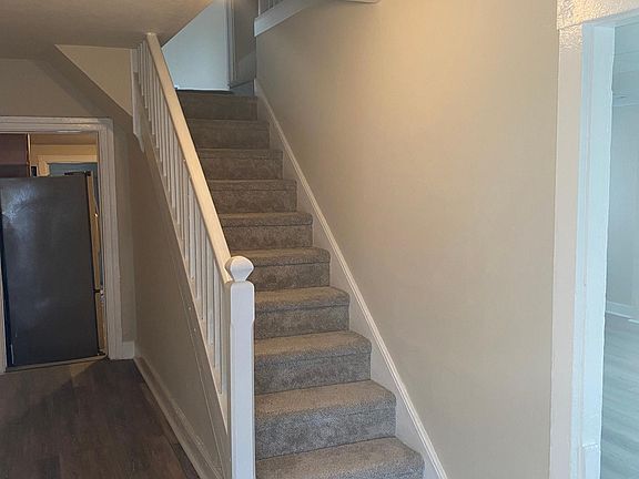 2nd image of 20 Anderson St Unit 18