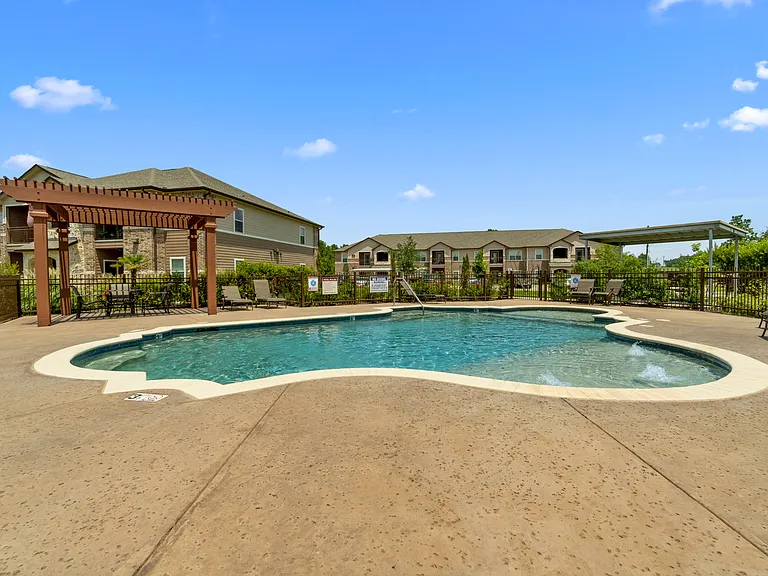 Cypress Creek Apartments — Photo 14