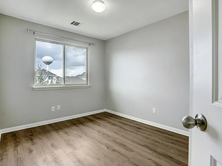 4616 Esper Ln #338 — Photo 11