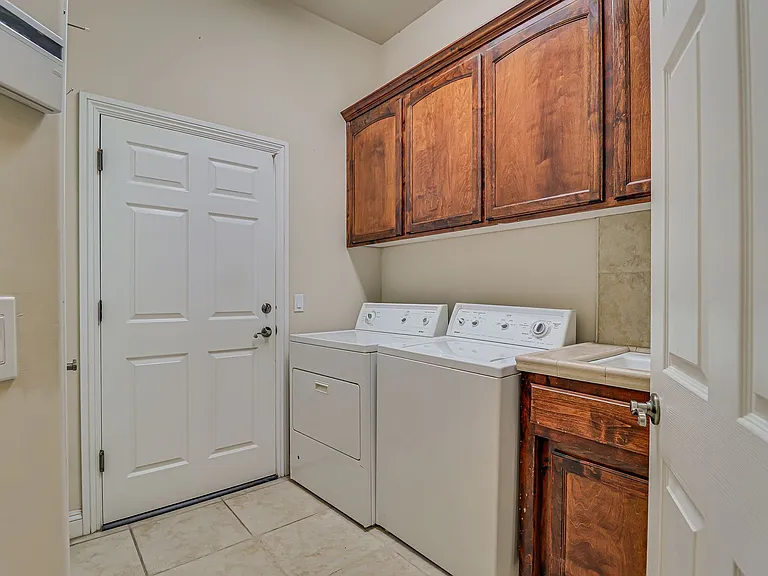 11217 Chiswick Ct — Photo 19