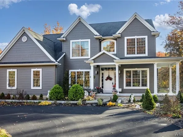 2780 Love Rd, Grand Island, NY 14072