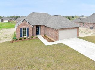 1009 Bamboo Dr, Breaux Bridge, LA 70517