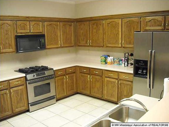 5th image of 346 River Birch Trail Dr
