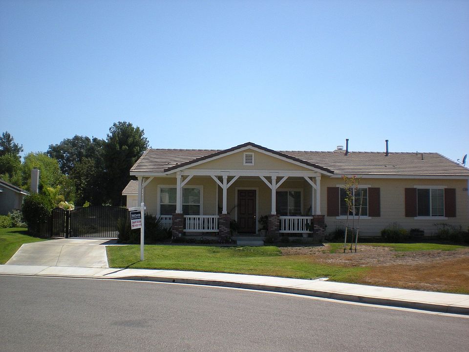 1st image of 23899 Nutwood Way