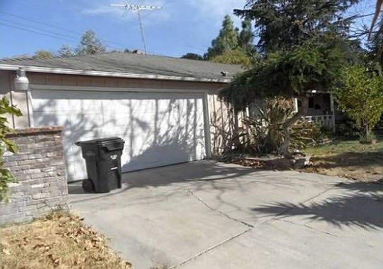 3rd image of 7477 Circle Pkwy