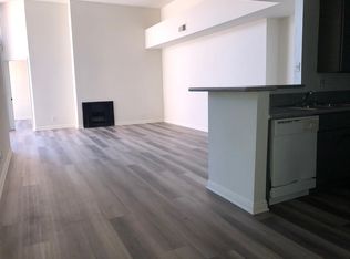 La Brea, Los Angeles, CA 90046