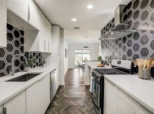 6600 Woodhue Dr, Austin, TX 78745