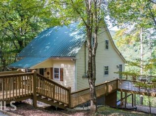 191 Yellow Rock Rd, Cleveland, GA 30528