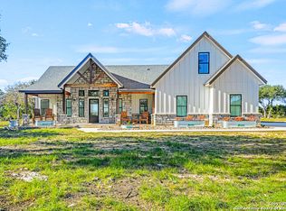 936 Cielo Rio Dr, Pipe Creek, TX 78063