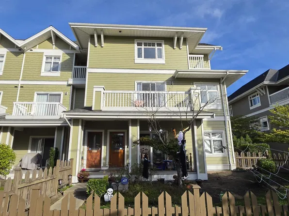 7388 Macpherson Ave #157, Burnaby, BC V5J 0A1
