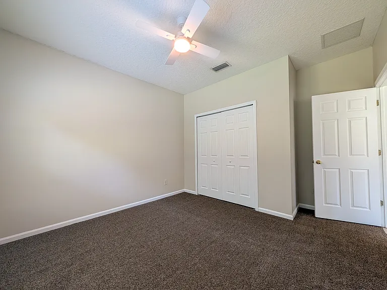 5190 Johnson Lake Ct — Photo 14