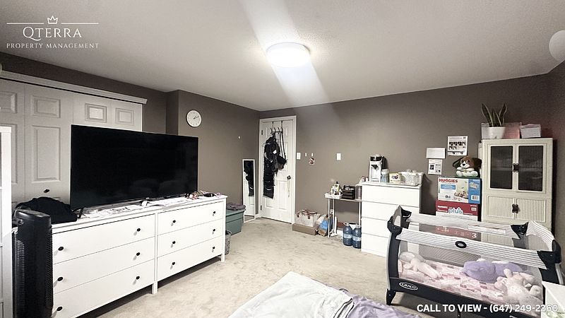 London Townhouse for rent - 3 Bedrooms — photo 11