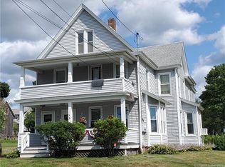 156 Smith St, Groton, CT 06340