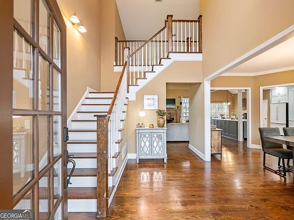 2nd image of 6053 Rockingham Way