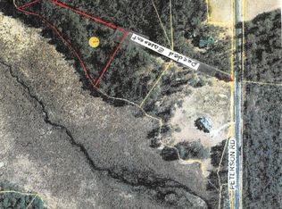 3 Peterson Rd, Clinton, NC 28328