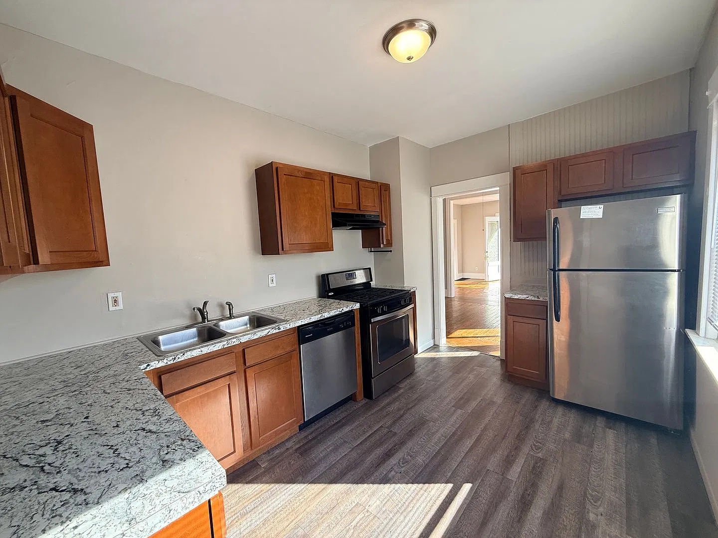 1013 Fremont Ave NW — Photo 3