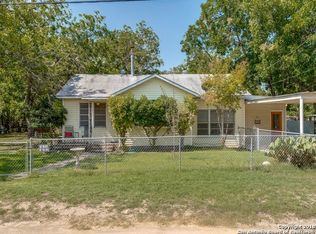 227 Main St, Comfort, TX 78013