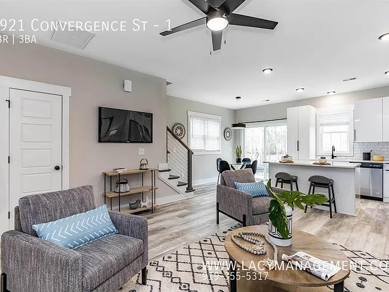 3921 Convergence St #1 — Photo 11