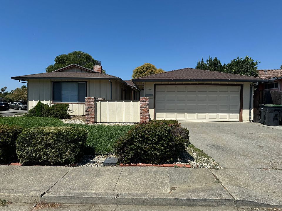 1st image of 361 Honeysuckle Dr