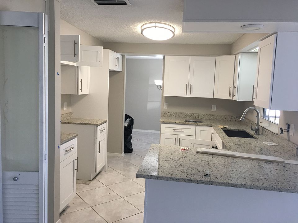 2nd image of 55 Sparrow Dr