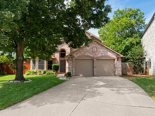 1404 Daffodil Ln Photo 1