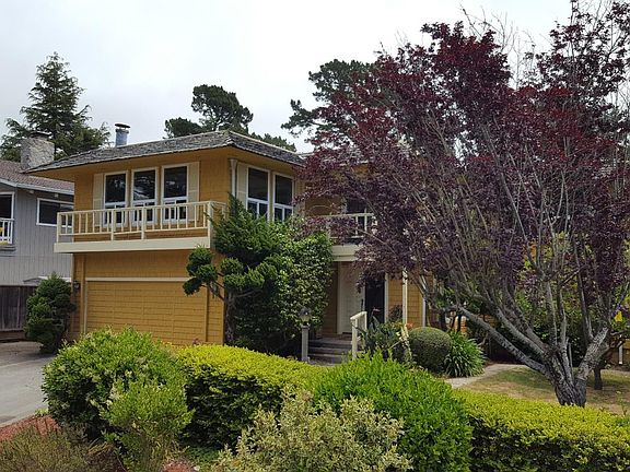 3rd image of 1205 Clubhouse Dr