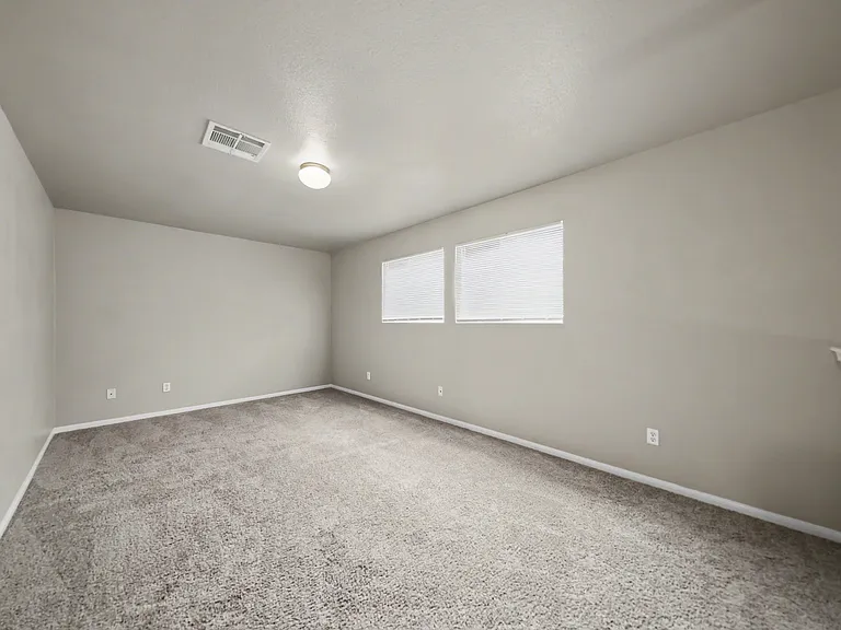 25 Avrshire Ln — Photo 10