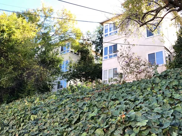 02558, 2546-2558 Ivy Dr #2564A, Oakland, CA 94606