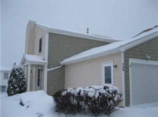 246 S Estate Dr, Webster, NY 14580