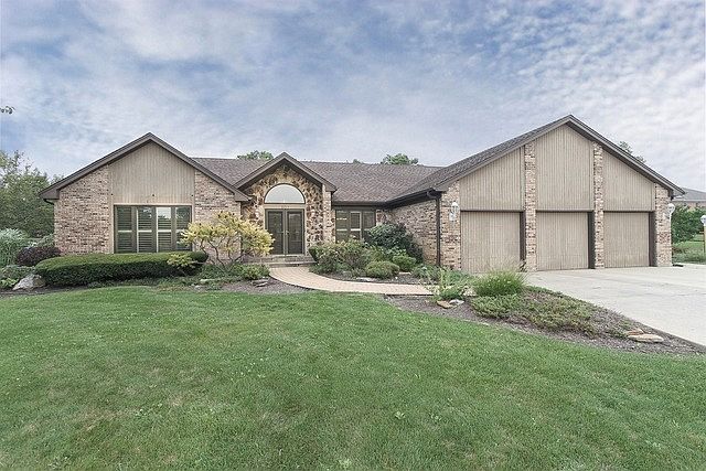 1st image of 807 Derbyshire Ct