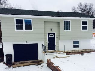 405 Wall Ave, Des Moines, IA 50315