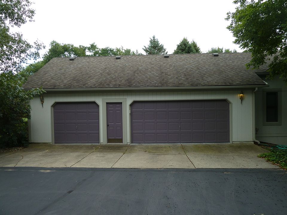 3.5 Car Garage