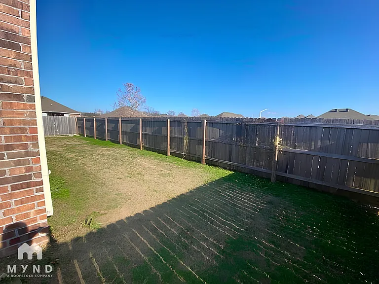 808 Vista St — Photo 3
