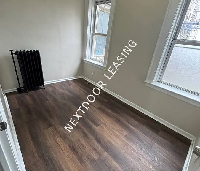 220 Roseville Ave #305M — Photo 4