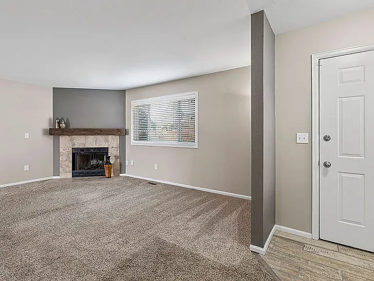 3 bed, 1.5 bath, 1410 sqft, $2,250 — Photo 4