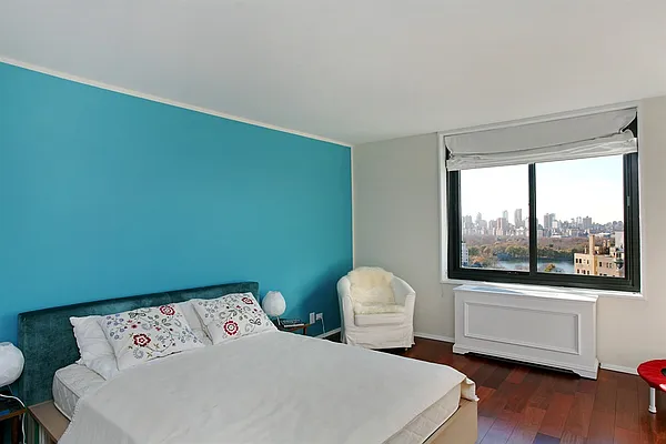 Sold by Corcoran | media 27